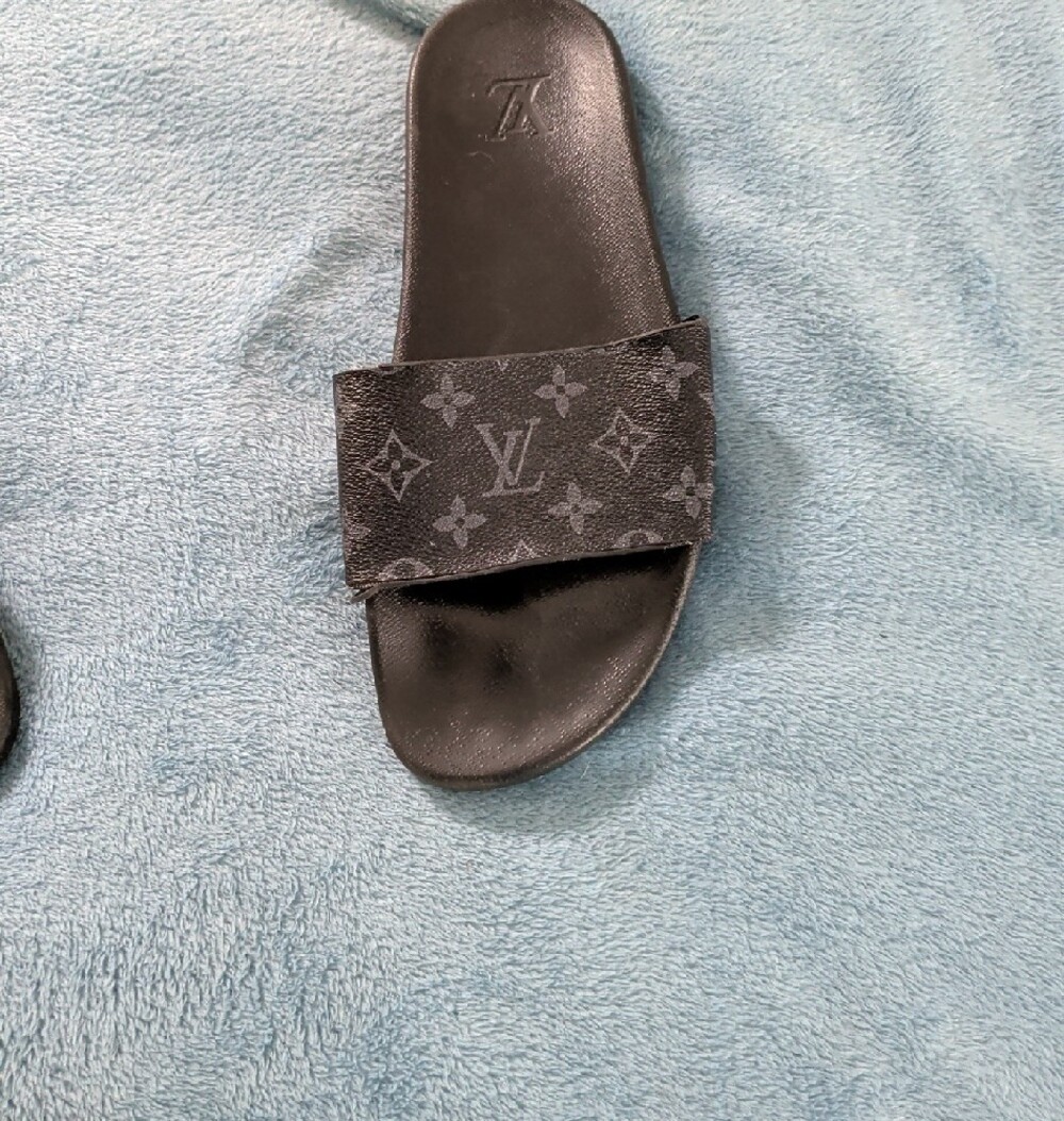 Louis Vuitton Black Monogram Slide Sandals LV - Picture 3 of 16